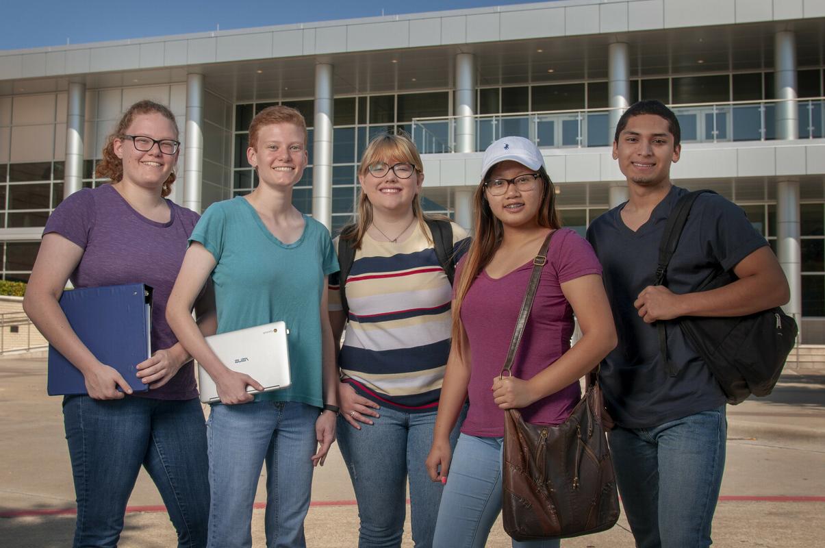 High school students in Plano will be able to earn an associate degree and a high school diploma at the same time.